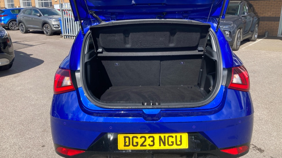 Hyundai i20 1.0T GDi 48V MHD Premium 5dr DCT Petrol Hatchback - Image 4