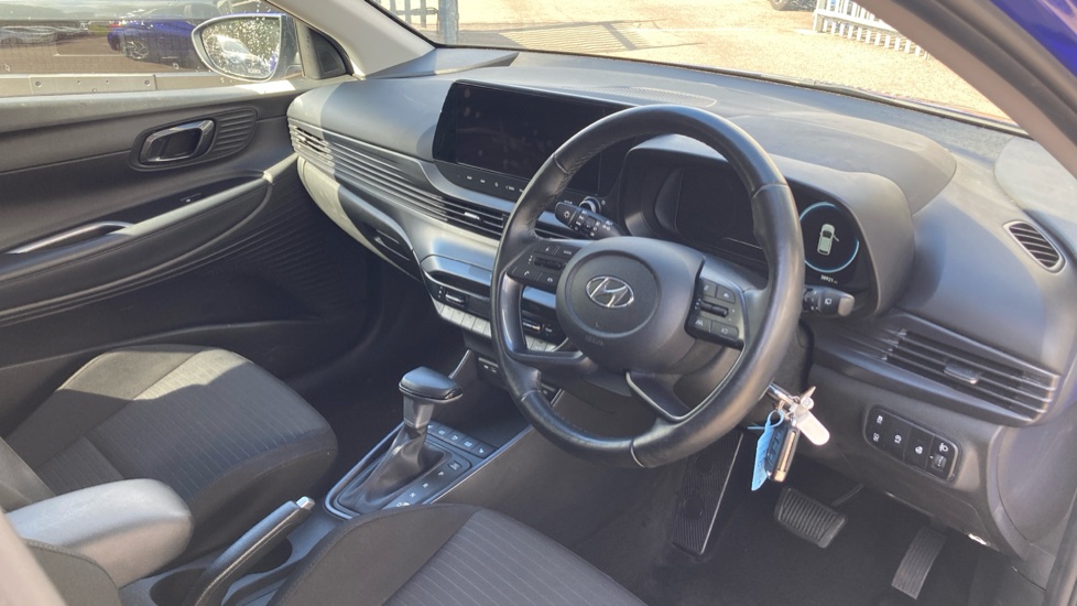 Hyundai i20 1.0T GDi 48V MHD Premium 5dr DCT Petrol Hatchback - Image 11