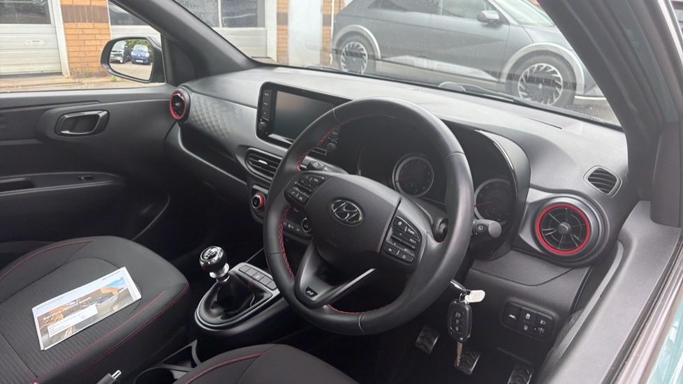 Hyundai i10 1.0 T-GDi N Line 5dr Petrol Hatchback - Image 11