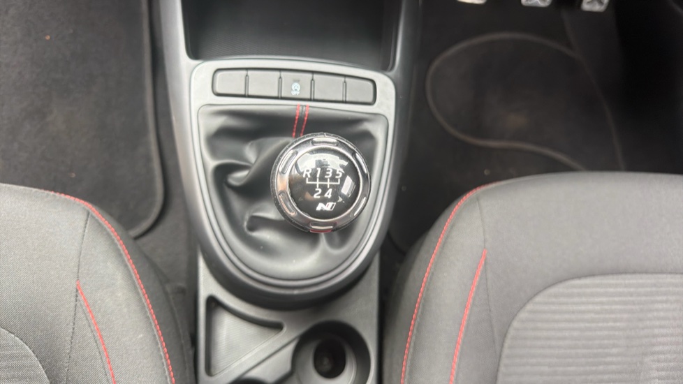 Hyundai i10 1.0 T-GDi N Line 5dr Petrol Hatchback - Image 25