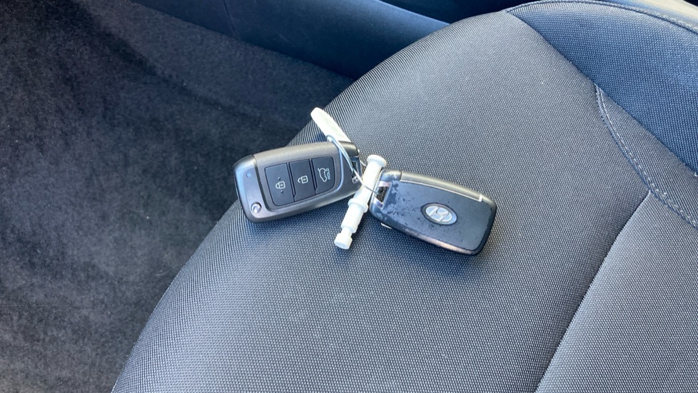 Hyundai TUCSON 1.6 TGDi SE Connect 5dr 2WD Petrol Estate - Image 20
