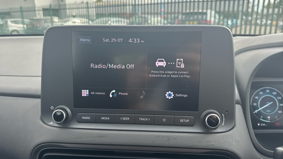 Hyundai KONA 1.0 TGDi 48V MHEV SE Connect 5dr Petrol Hatchback - Image 12
