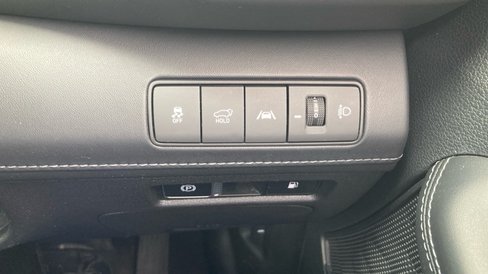 Hyundai SANTA FE 1.6 TGDi Plug-in Hybrid Premium 5dr 4WD Auto Estate - Image 23