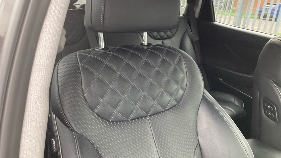 Hyundai SANTA FE 1.6 TGDi Plug-in Hybrid Premium 5dr 4WD Auto Estate - Image 35
