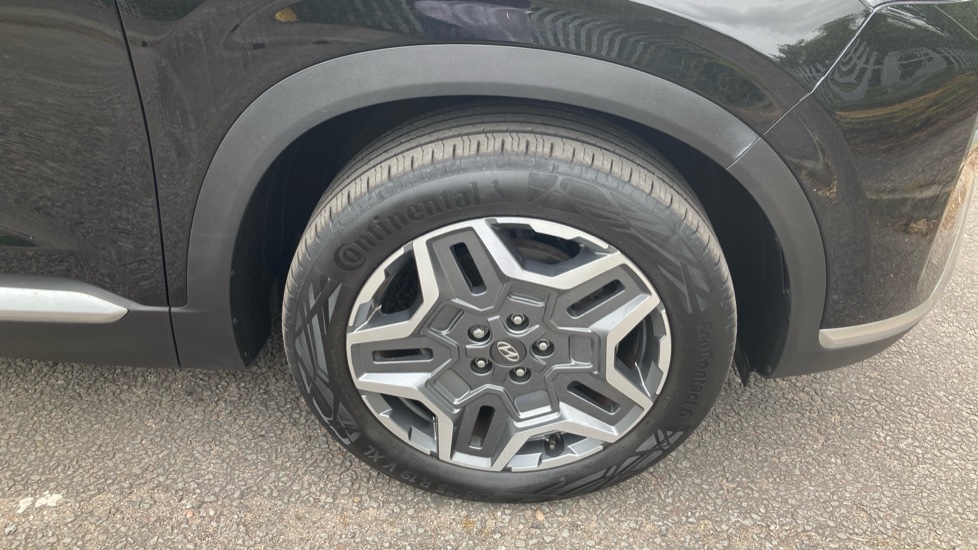 Hyundai SANTA FE 1.6 TGDi Plug-in Hybrid Premium 5dr 4WD Auto Estate - Image 37