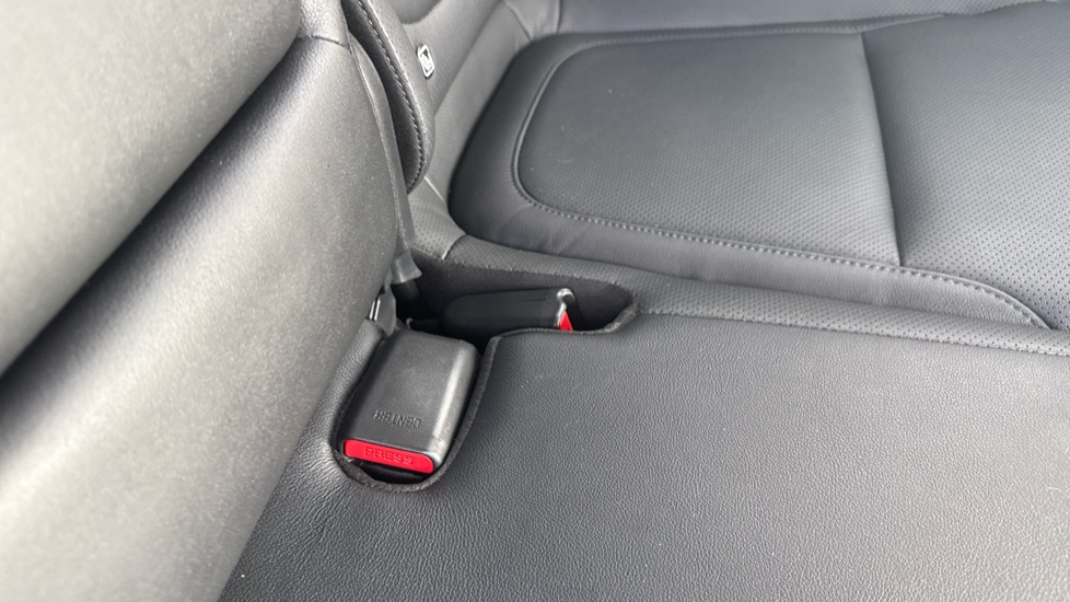 Hyundai TUCSON 1.6 TGDi Ultimate 5dr 2WD Petrol Estate - Image 17