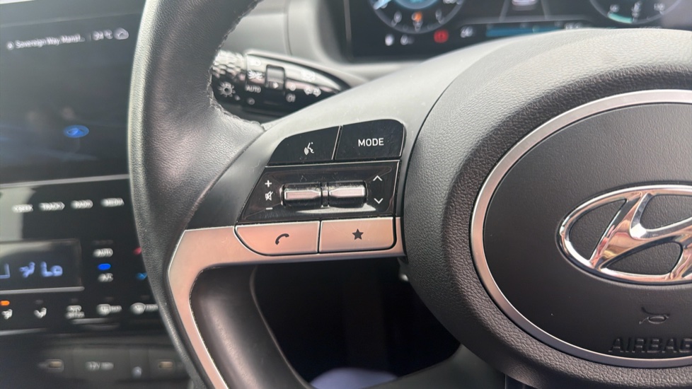 Hyundai TUCSON 1.6 TGDi Premium 5dr 2WD Petrol Estate - Image 21