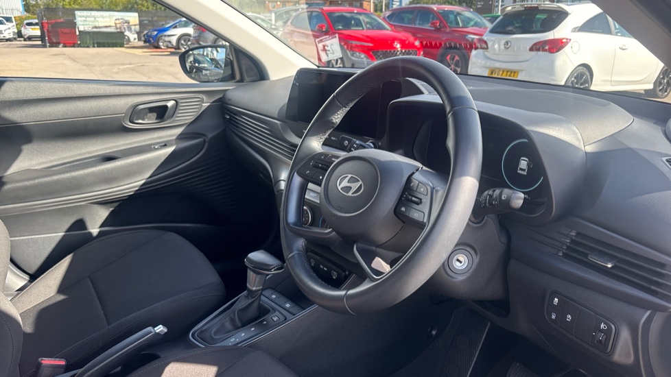 Hyundai i20 1.0T GDi Advance 5dr DCT Petrol Hatchback - Image 11