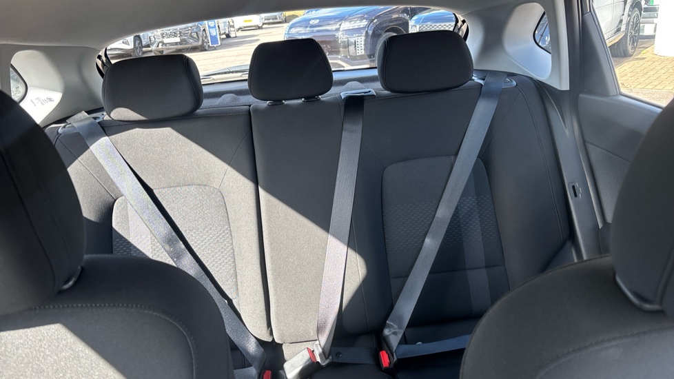 Hyundai i20 1.0T GDi Advance 5dr DCT Petrol Hatchback - Image 15