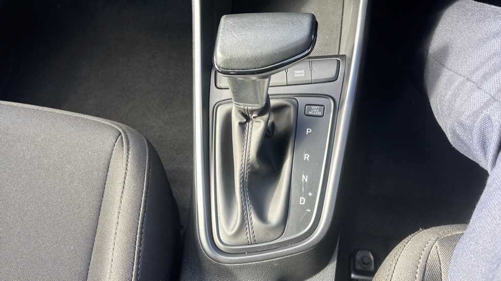 Hyundai i20 1.0T GDi Advance 5dr DCT Petrol Hatchback - Image 25