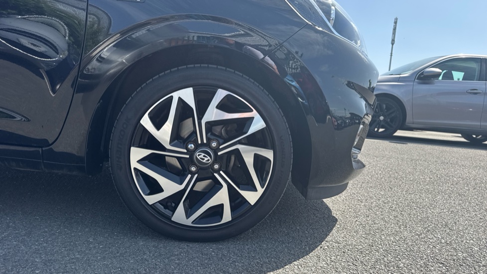 Hyundai i10 1.0 T-GDi N Line 5dr Petrol Hatchback - Image 7