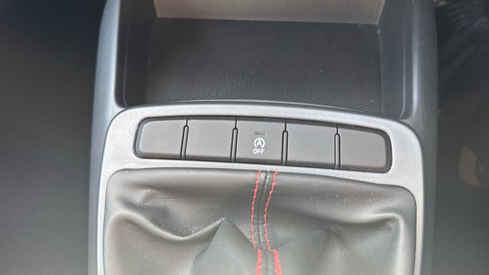 Hyundai i10 1.0 T-GDi N Line 5dr Petrol Hatchback - Image 27