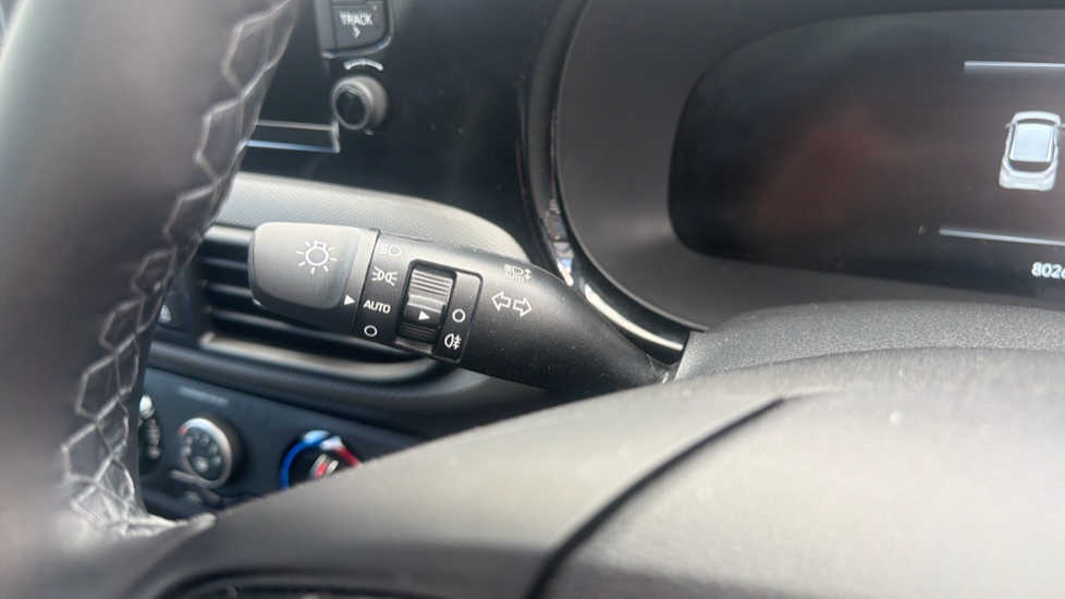Hyundai i10 1.0 [63] Advance 5dr [Nav] Petrol Hatchback - Image 29