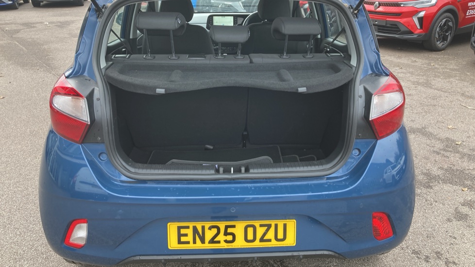 Hyundai i10 1.0 [63] Advance 5dr Auto [Nav] Petrol Hatchback - Image 4