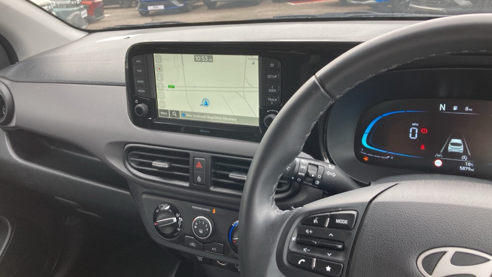 Hyundai i10 1.0 [63] Advance 5dr Auto [Nav] Petrol Hatchback - Image 14