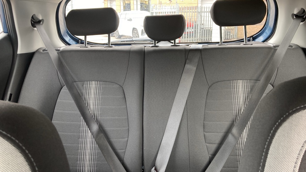 Hyundai i10 1.0 [63] Advance 5dr Auto [Nav] Petrol Hatchback - Image 15