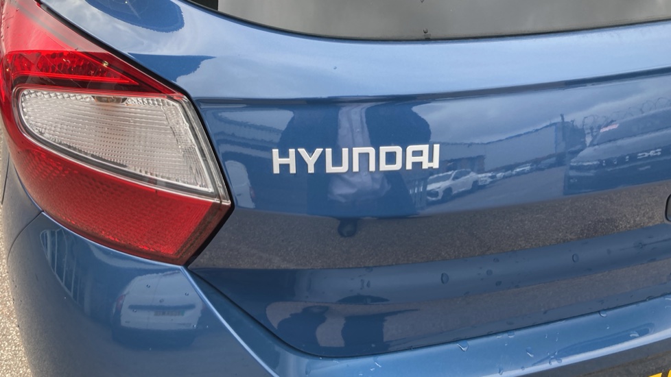 Hyundai i10 1.0 [63] Advance 5dr Auto [Nav] Petrol Hatchback - Image 21