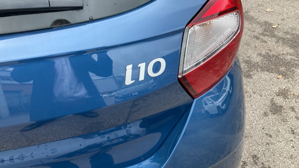 Hyundai i10 1.0 [63] Advance 5dr Auto [Nav] Petrol Hatchback - Image 23