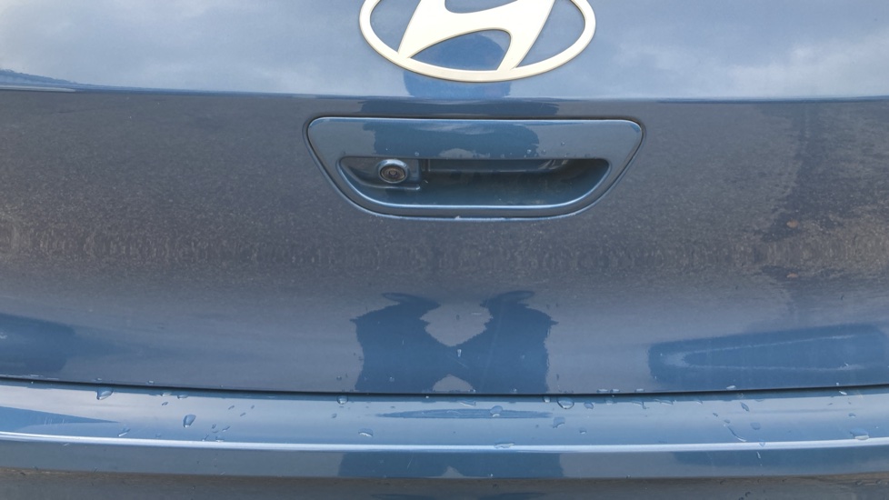 Hyundai i10 1.0 [63] Advance 5dr Auto [Nav] Petrol Hatchback - Image 24
