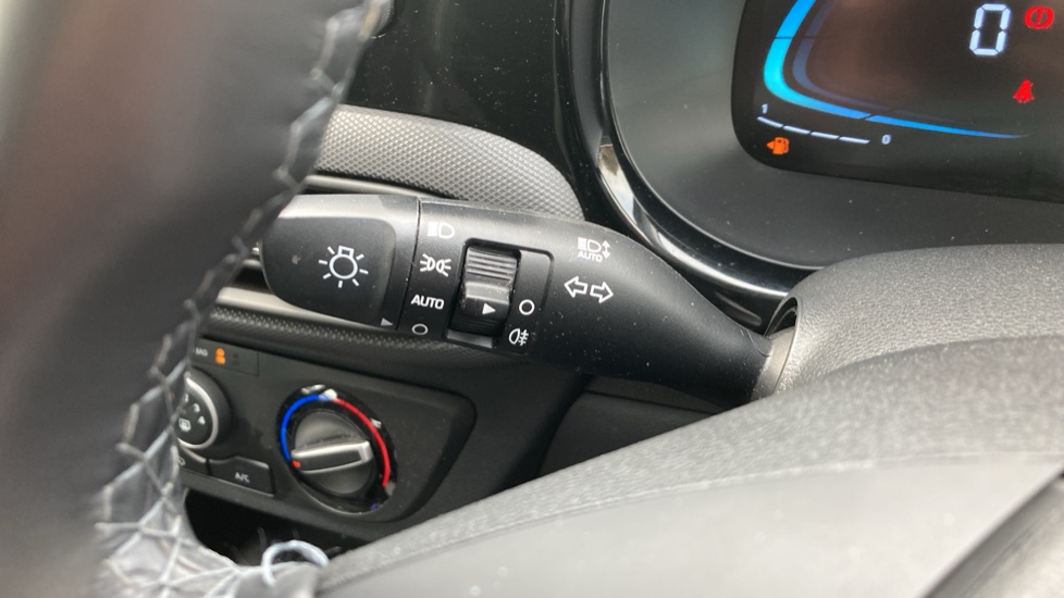 Hyundai i10 1.0 [63] Advance 5dr Auto [Nav] Petrol Hatchback - Image 36