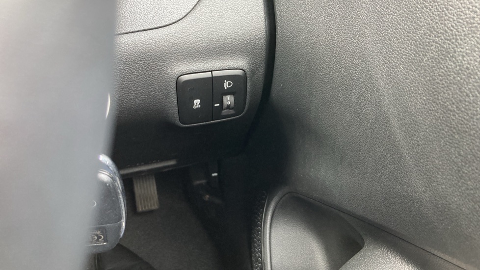 Hyundai i10 1.0 [63] Advance 5dr Auto [Nav] Petrol Hatchback - Image 42