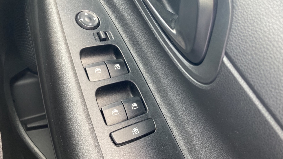 Hyundai i20 1.0T GDi Advance [Nav] 5dr Petrol Hatchback - Image 24