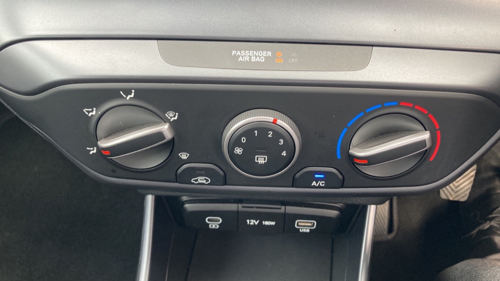Hyundai i20 1.0T GDi Advance [Nav] 5dr Petrol Hatchback - Image 25