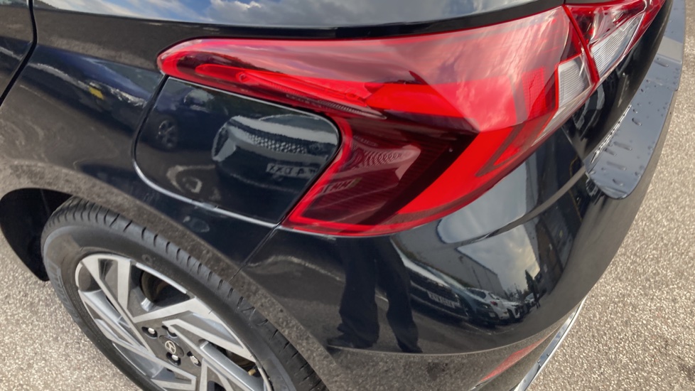 Hyundai i20 1.0T GDi Advance [Nav] 5dr Petrol Hatchback - Image 37