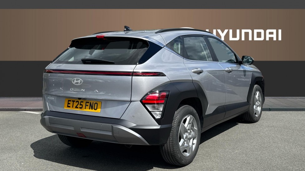 Hyundai KONA 1.6T 138 Advance 5dr Petrol Hatchback - Image 2