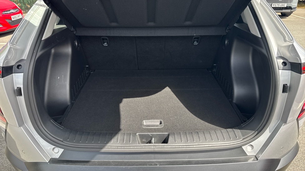 Hyundai KONA 1.6T 138 Advance 5dr Petrol Hatchback - Image 4