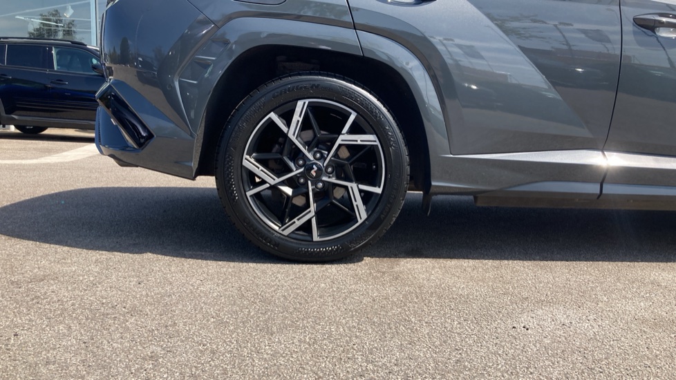 Hyundai TUCSON 1.6T Plug-in Hybrid N Line S 5dr Auto Estate - Image 7