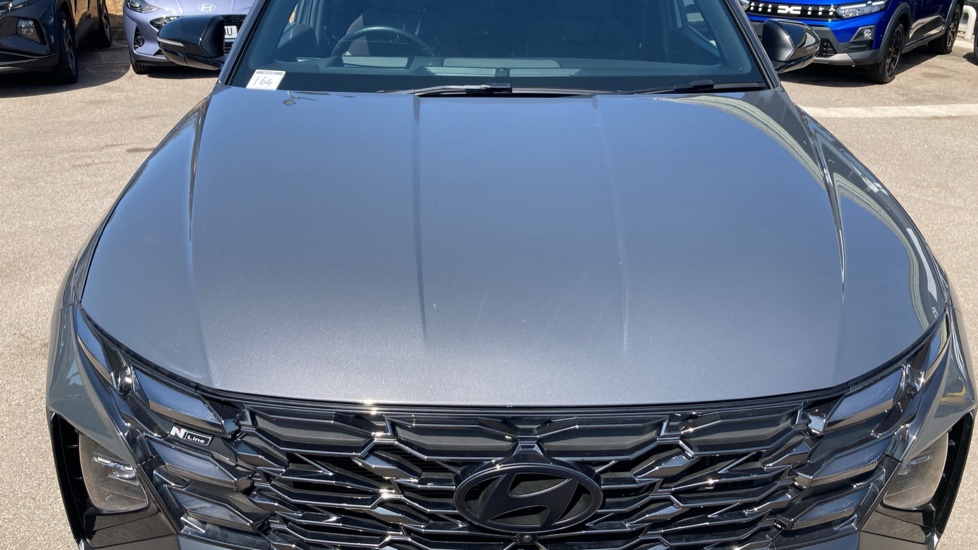 Hyundai TUCSON 1.6T Plug-in Hybrid N Line S 5dr Auto Estate - Image 8