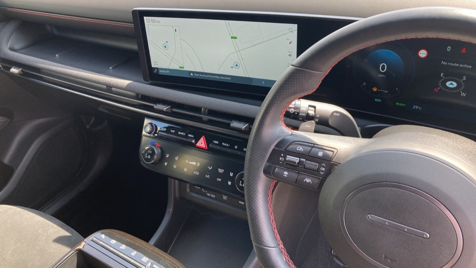Hyundai TUCSON 1.6T Plug-in Hybrid N Line S 5dr Auto Estate - Image 14