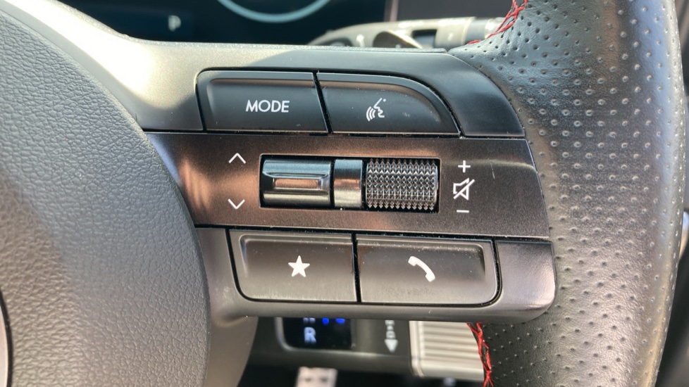 Hyundai TUCSON 1.6T Plug-in Hybrid N Line S 5dr Auto Estate - Image 27