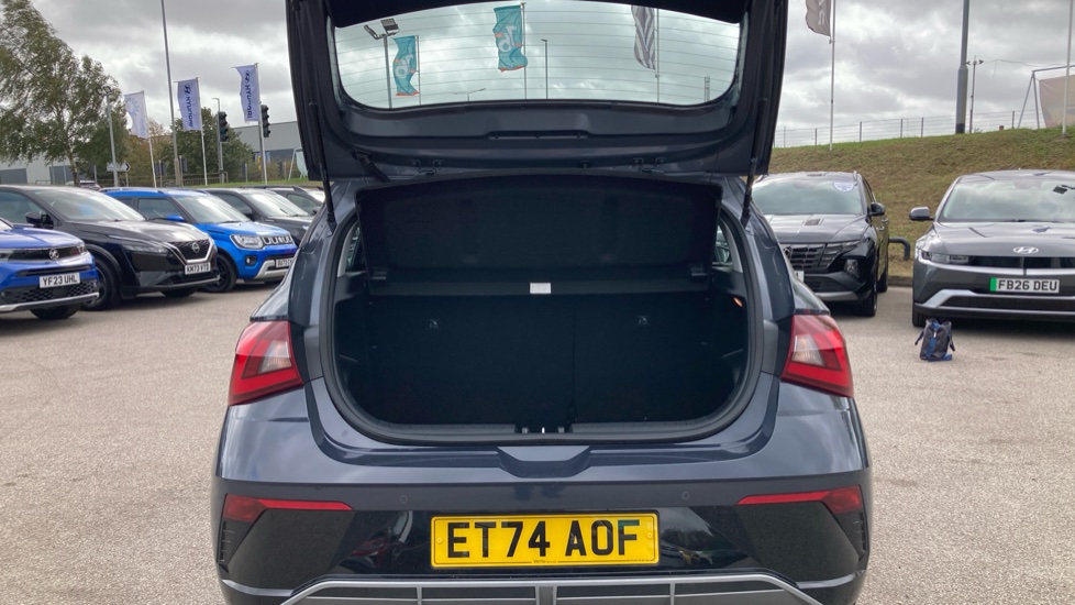 Hyundai i20 1.0T GDi Advance 5dr DCT Petrol Hatchback - Image 4