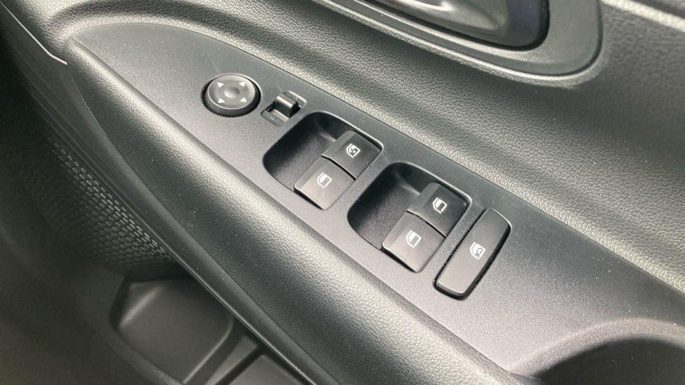 Hyundai i20 1.0T GDi Advance 5dr DCT Petrol Hatchback - Image 26