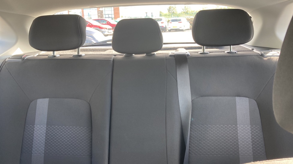 Hyundai i20 1.0T GDi Advance 5dr DCT Petrol Hatchback - Image 15