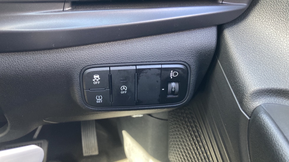 Hyundai i20 1.0T GDi Advance 5dr DCT Petrol Hatchback - Image 23