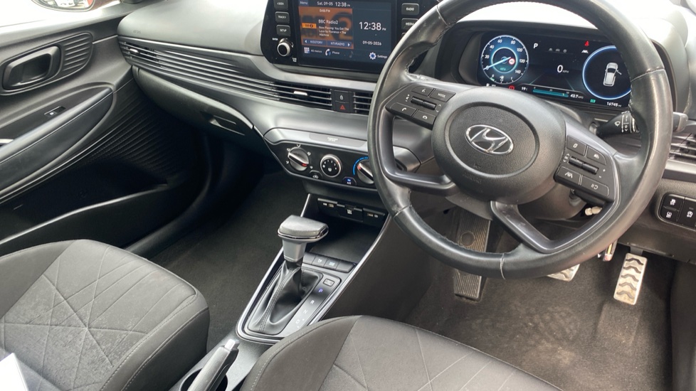 Hyundai BAYON 1.0 TGDi 48V MHEV SE Connect 5dr DCT Petrol Hatchback - Image 11