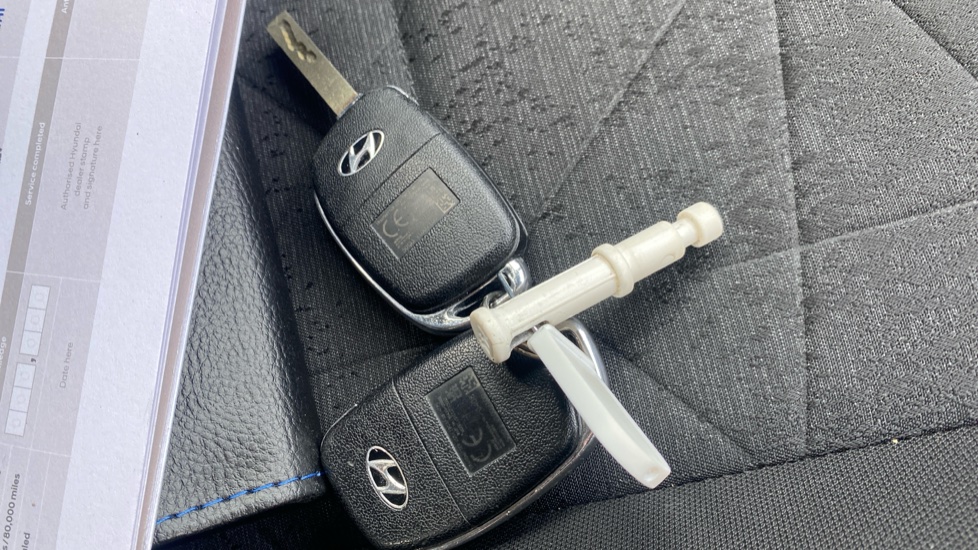Hyundai BAYON 1.0 TGDi 48V MHEV SE Connect 5dr DCT Petrol Hatchback - Image 20