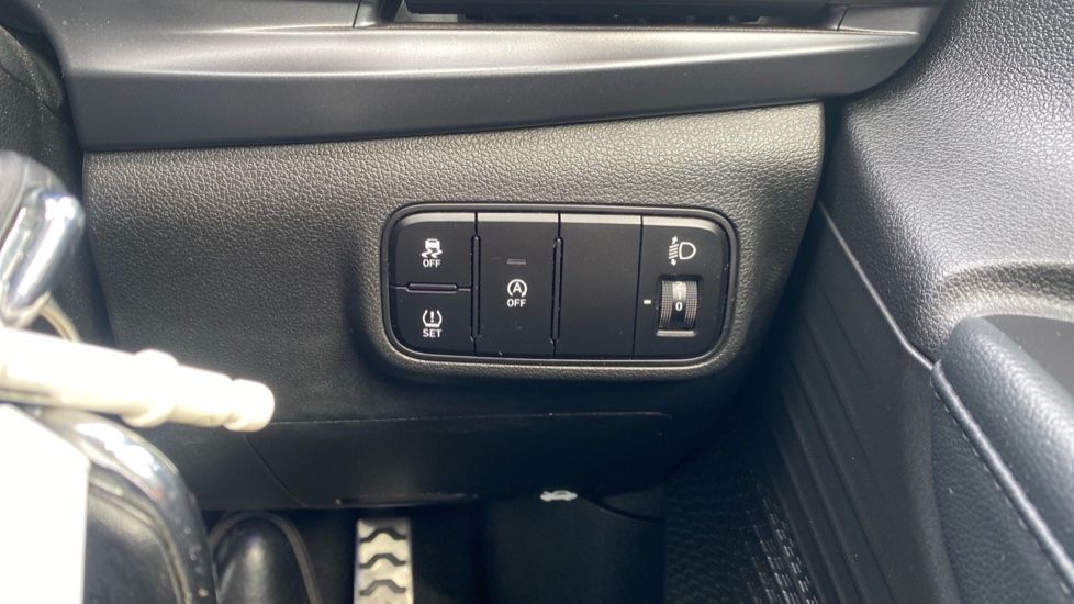 Hyundai BAYON 1.0 TGDi 48V MHEV SE Connect 5dr DCT Petrol Hatchback - Image 23