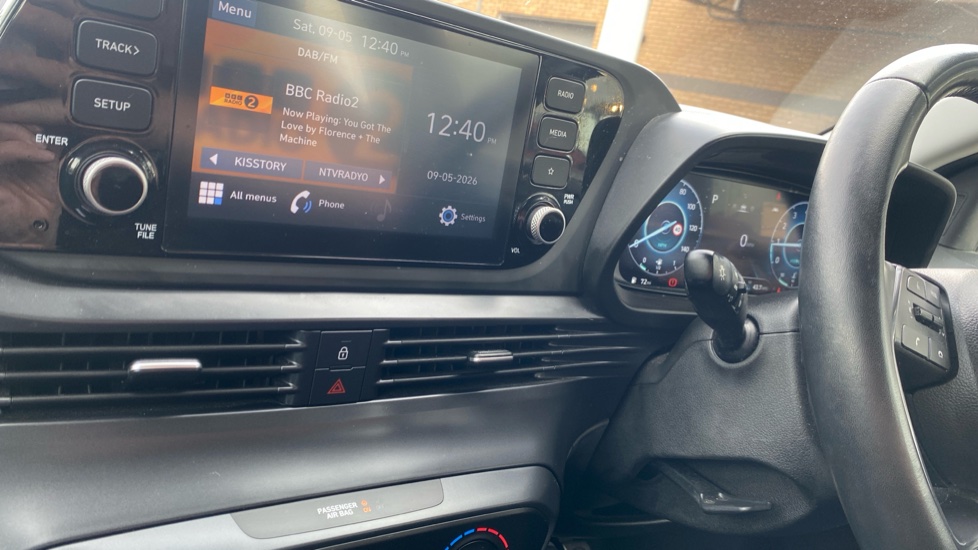 Hyundai BAYON 1.0 TGDi 48V MHEV SE Connect 5dr DCT Petrol Hatchback - Image 27