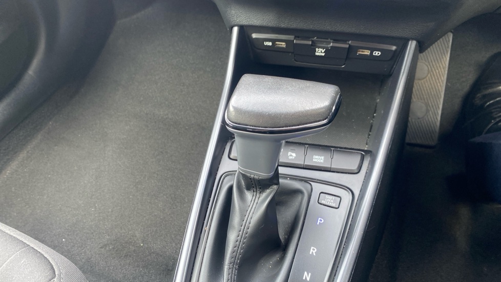 Hyundai BAYON 1.0 TGDi 48V MHEV SE Connect 5dr DCT Petrol Hatchback - Image 29