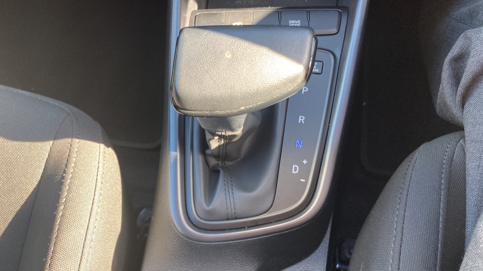 Hyundai i20 1.0T GDi Advance 5dr DCT Petrol Hatchback - Image 26