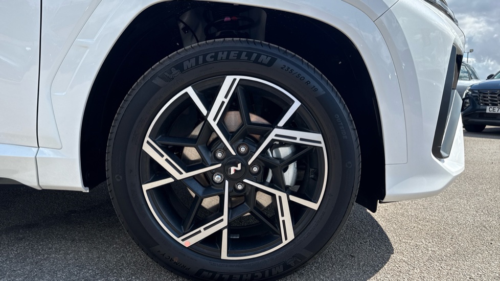 Hyundai TUCSON 1.6T Hybrid N Line 5dr Auto Hybrid Estate - Image 7