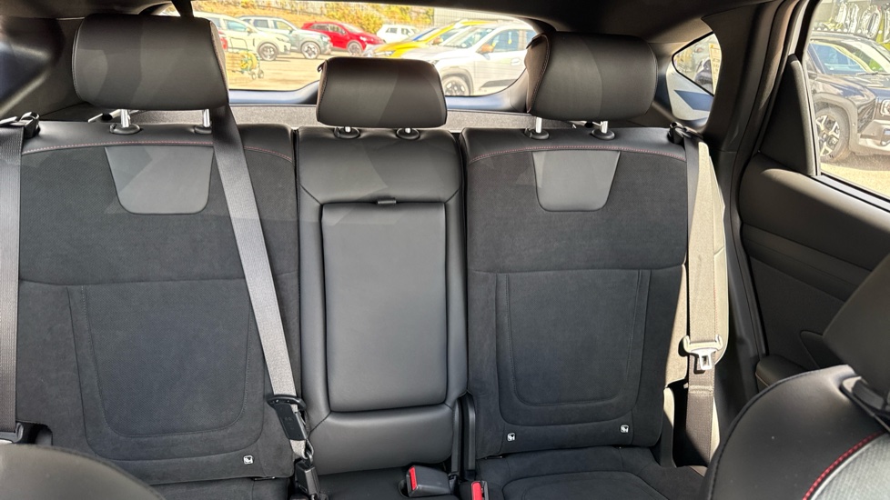 Hyundai TUCSON 1.6T Hybrid N Line 5dr Auto Hybrid Estate - Image 15