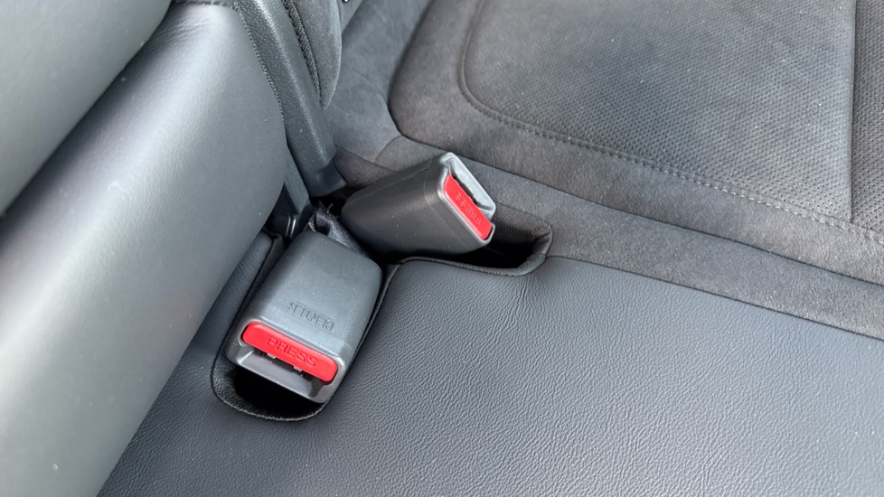 Hyundai TUCSON 1.6T Hybrid N Line 5dr Auto Hybrid Estate - Image 17