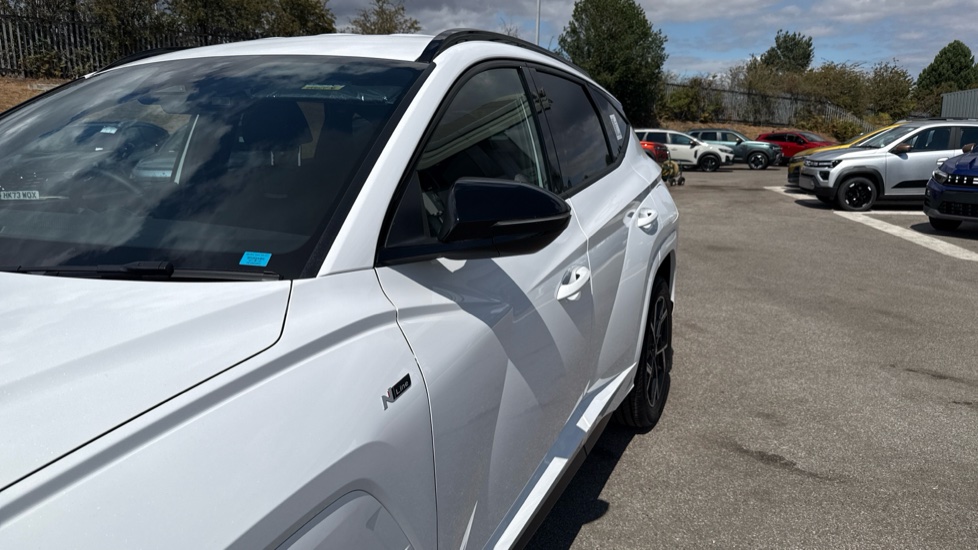 Hyundai TUCSON 1.6T Hybrid N Line 5dr Auto Hybrid Estate - Image 24