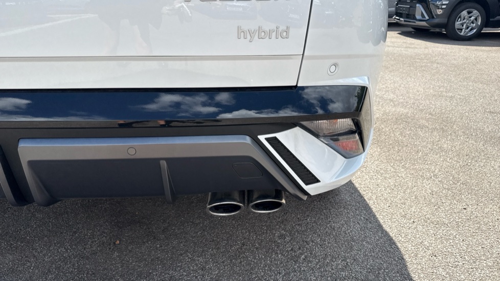 Hyundai TUCSON 1.6T Hybrid N Line 5dr Auto Hybrid Estate - Image 31