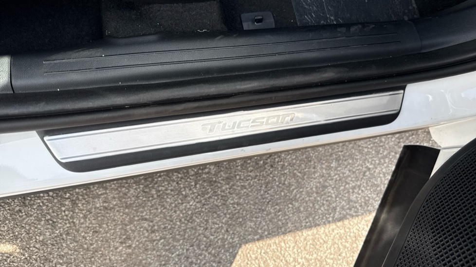 Hyundai TUCSON 1.6T Hybrid N Line 5dr Auto Hybrid Estate - Image 44